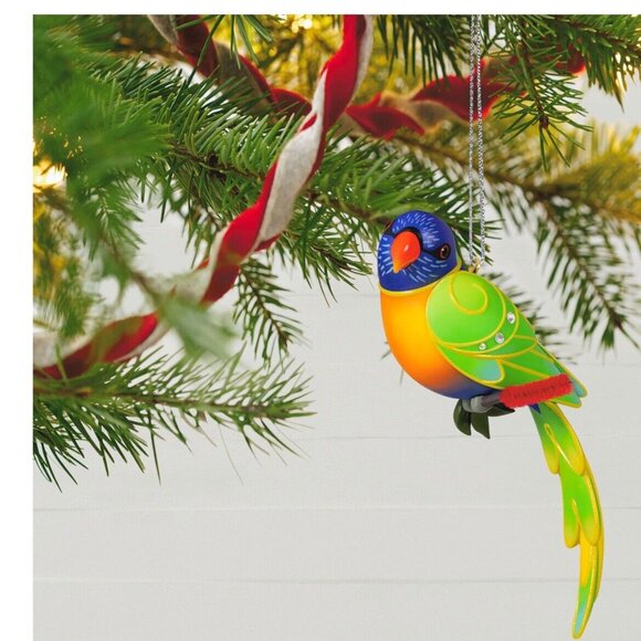2024 Hallmark Keepsake ornament, Rainbow Lorikeet, KOC Exclusive, New - Picture 2 of 8